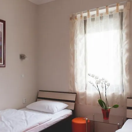 Fogadó Villa Inn *