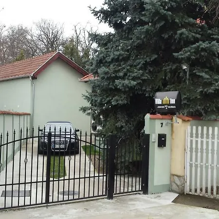 Villa Inn セゲド